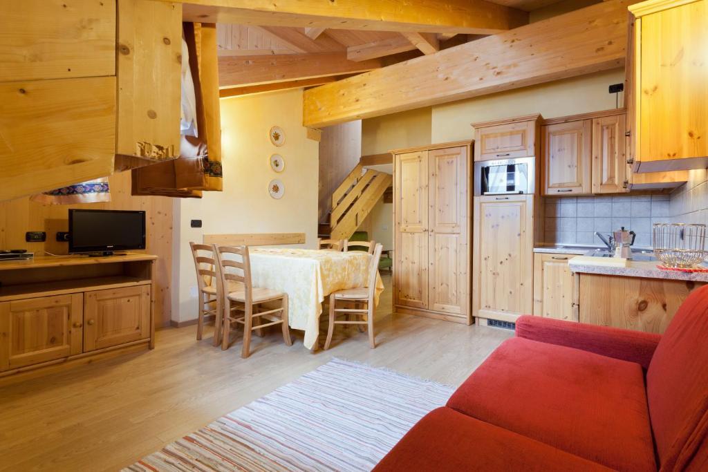 Chalet Stelle Di Neve Aparthotel Bormio Habitación foto